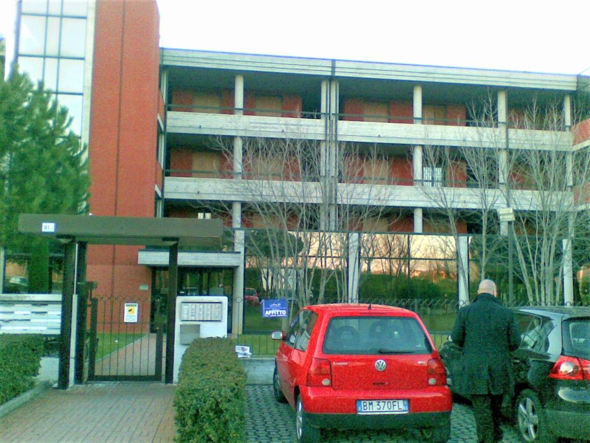 Appartement Casa Gisela à Desenzano del Garda Extérieur photo