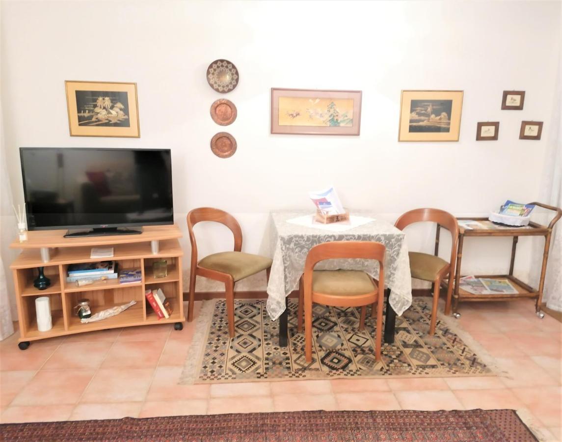 Appartement Casa Gisela à Desenzano del Garda Extérieur photo