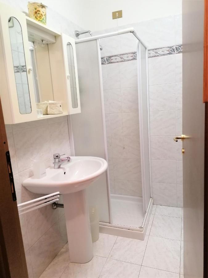 Appartement Casa Gisela à Desenzano del Garda Extérieur photo